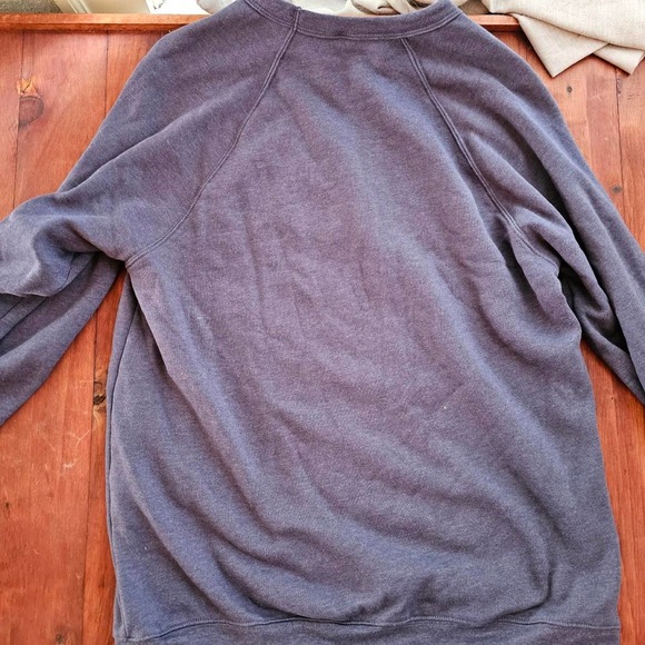 Vintage Retro Crewneck Labatt Blue Light Christmas Winter Holiday Xmas Sweater - Picture 4 of 5